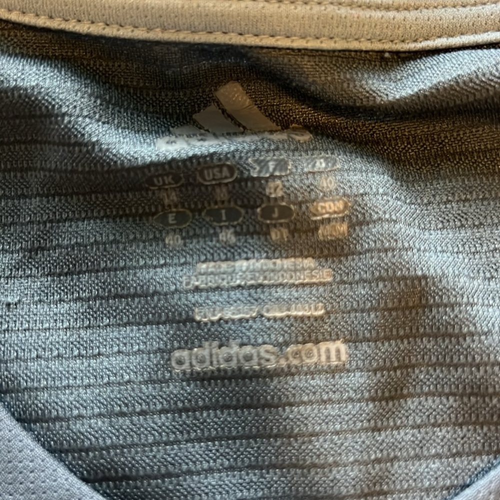 Running shirt - Picture 2 of 3